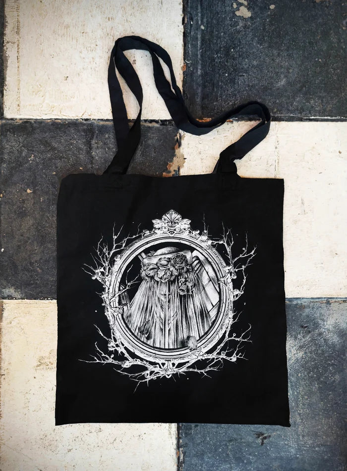 "𝚃𝚑𝚛𝚘𝚞𝚐𝚑 𝚃𝚑𝚎 𝚅𝚎𝚒𝚕" 𝚃𝚘𝚝𝚎 𝙱𝚊𝚐